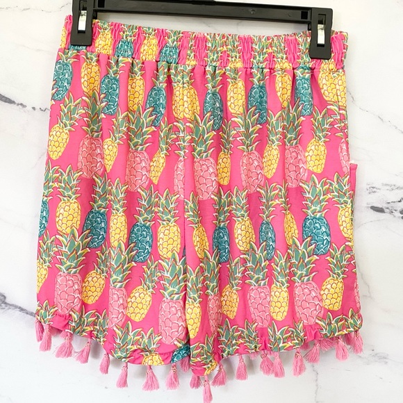 Simply Southern Pink Pineapple Print Tassel Shorts Small Medium - Picture 5 of 7
